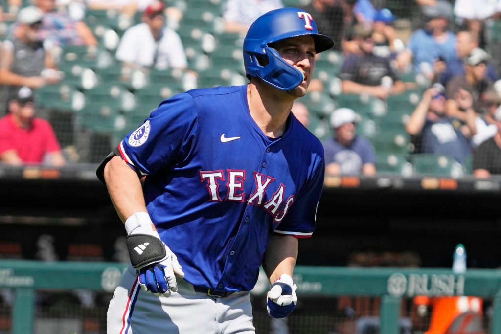 What will the Texas Rangers do with Corey Seager this offseason?